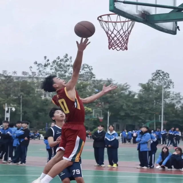 体育新闻热点追踪：数据视角解读赛事趋势